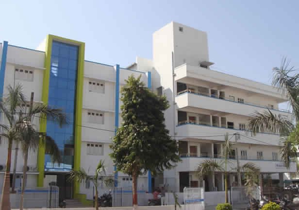 Anand Pharmacy College 