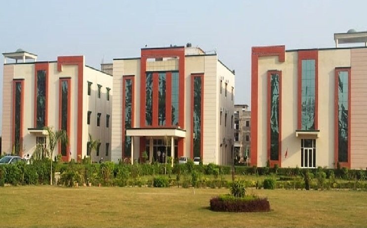 bhartiya pharmacy college